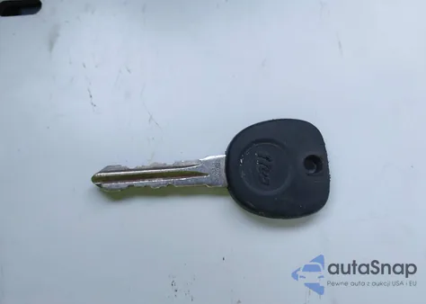 2008 Pontiac Grand Prix z USA, uszkodzony, nr VIN 2G2WP552881186601